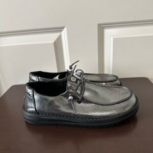 Hey Dude Wendy Metallic Shine Black Shoe Size 8